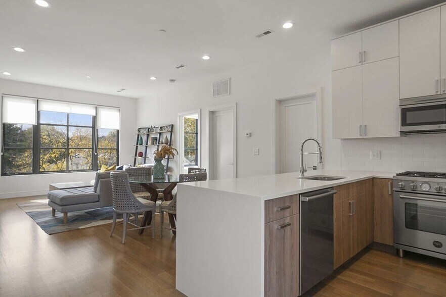Kitchen/Dining Combo - 7 Burroughs St