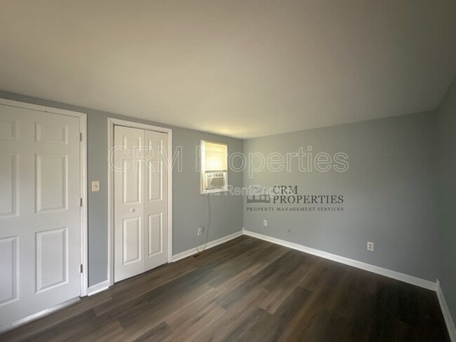 Building Photo - 1230 S Jay St