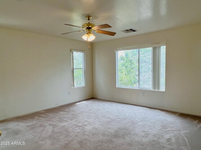 Building Photo - 3041 W Darien Way