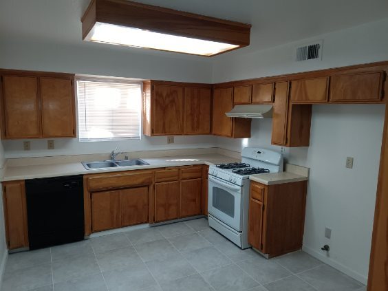 Building Photo - 2126 O St