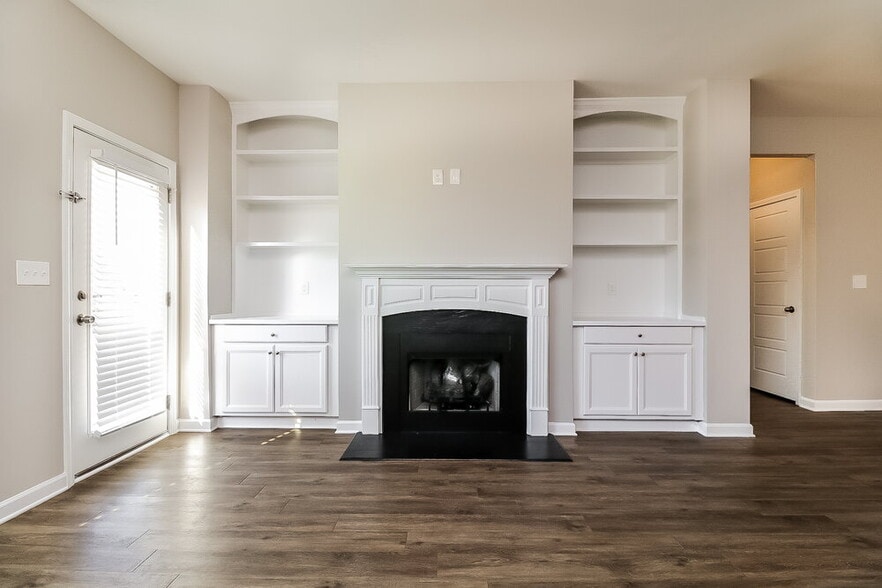 Building Photo - 53 Manito Pl