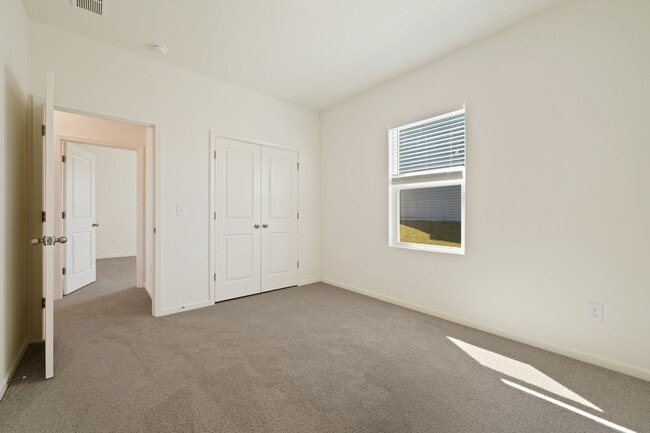 Building Photo - 724 Shepard Rock Dr