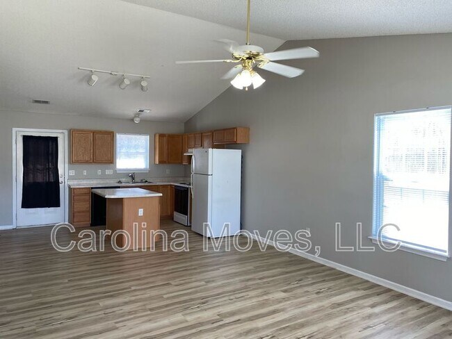 Building Photo - 1805 Country Apple Ct