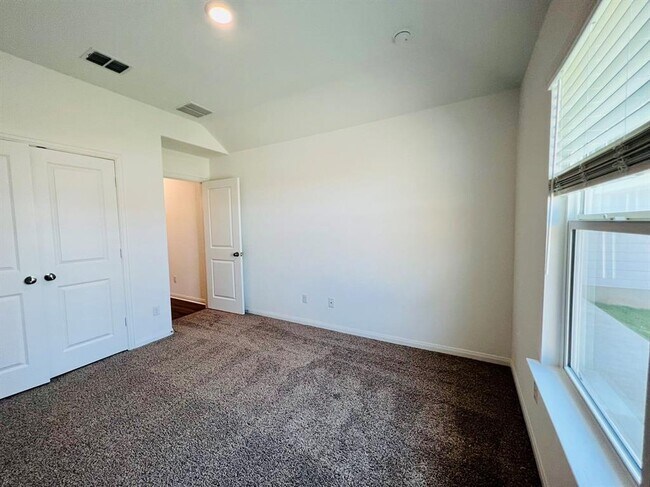 Building Photo - 12203 Perritos Pl