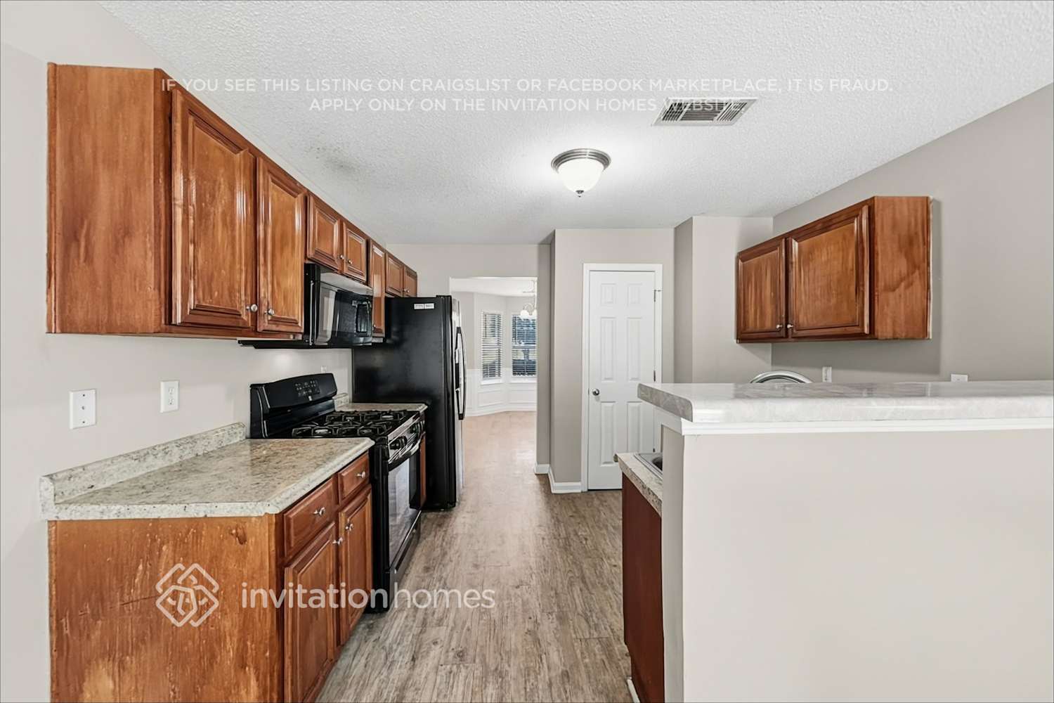Building Photo - 6864 Foxfire Pl