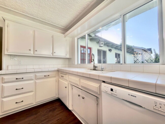 Building Photo - 2603 Phelan Ln