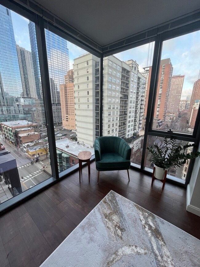 Building Photo - 845 N State St