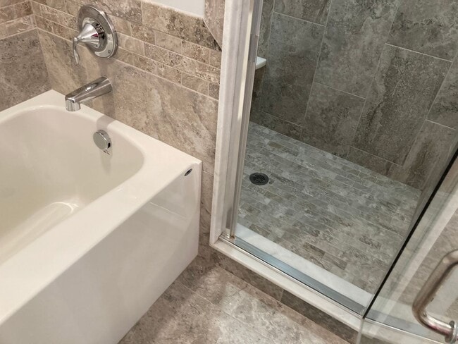 Building Photo - 241 Butterfield Dr