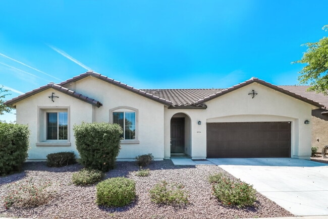 Building Photo - 6114 S 30th Ln