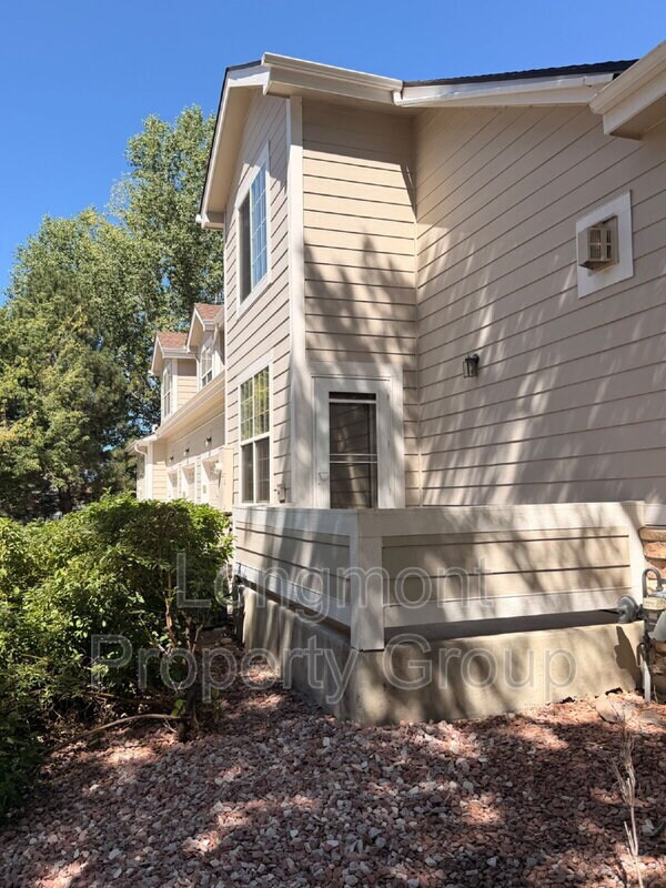 Building Photo - 1613 Metropolitan Dr
