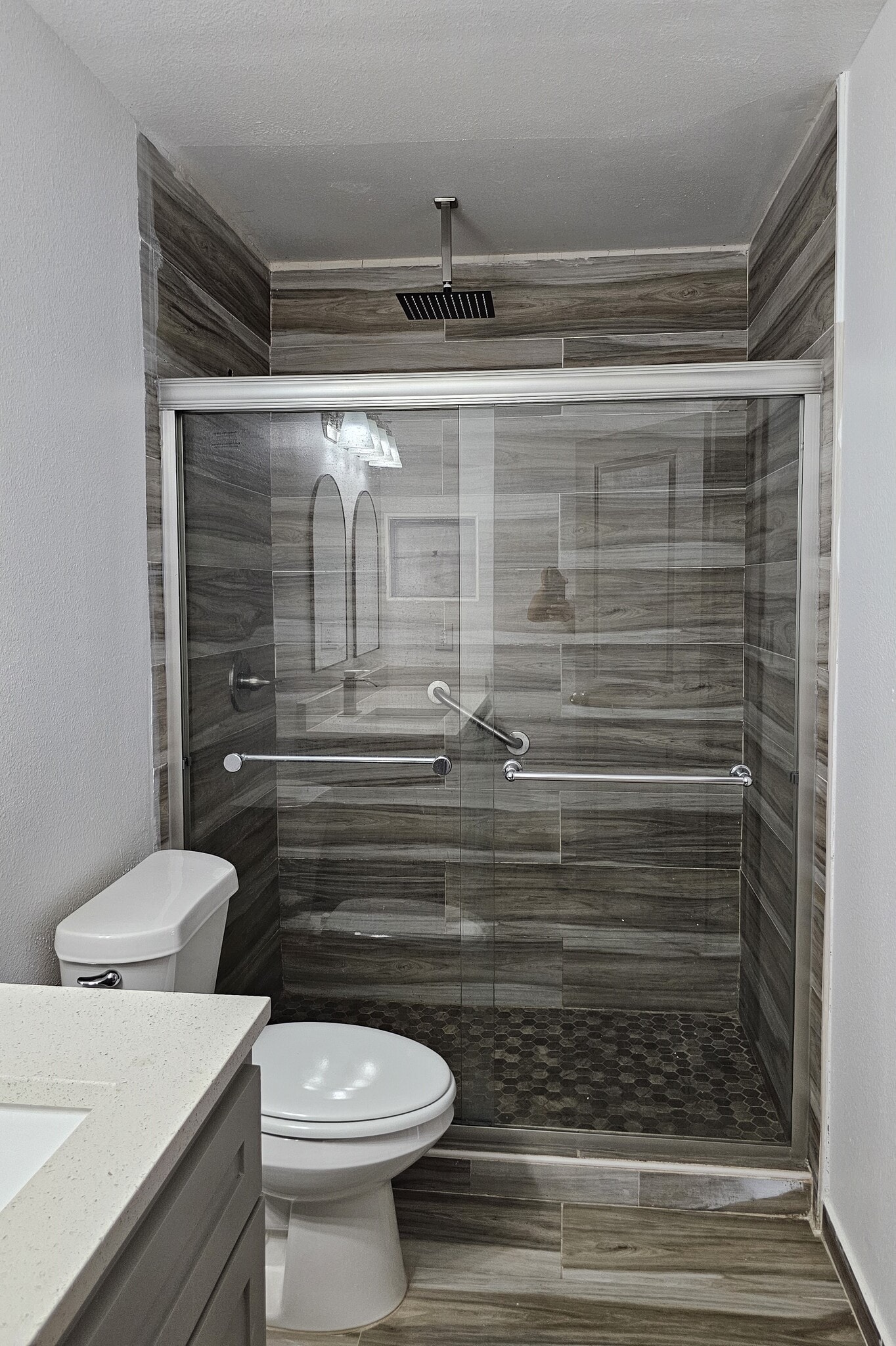 Primary Bath - 1600 Orange Ave