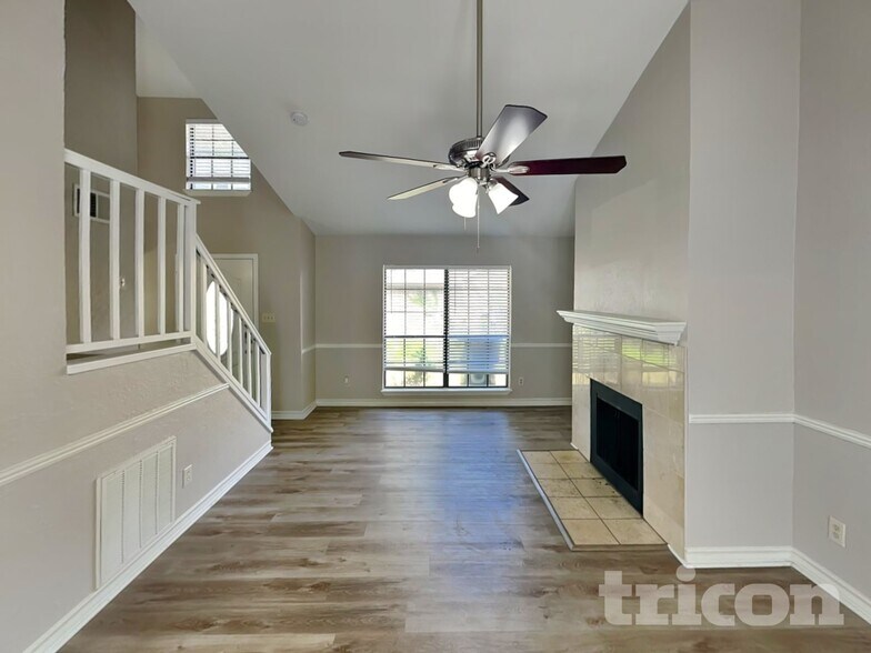 Building Photo - 6704 Dandelion Dr