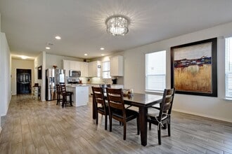 Building Photo - 317 Kotara Cyn