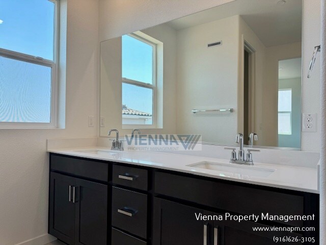 Building Photo - 4696 Snapdragon Wy