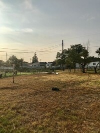Building Photo - Cute 2 bed, 1 bath, 1 car garage in North Amarillo!