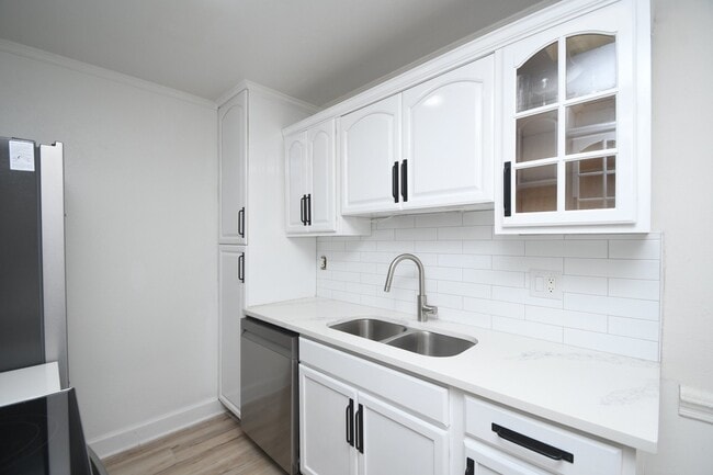 Building Photo - 800 Post Oak Blvd