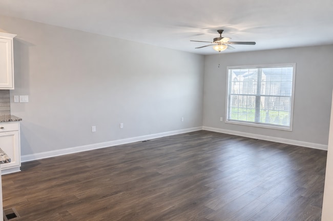 Building Photo - 2824 Yorkshire Moors Wy