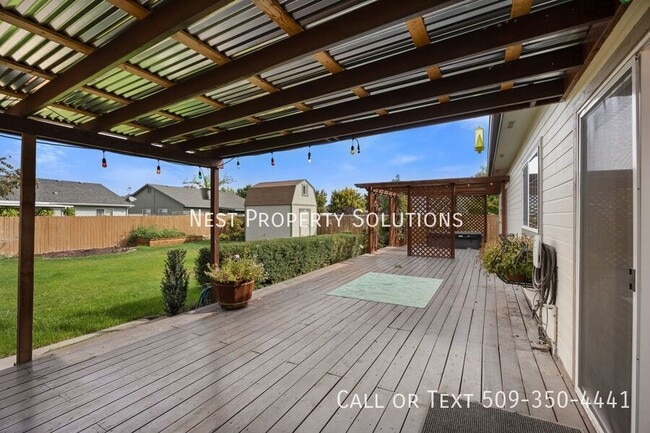 Building Photo - 318 E Tanglewood Dr