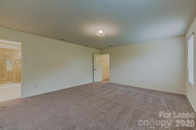 Building Photo - 4020 Beacon Ave