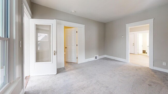 Building Photo - 3465 W 56th St