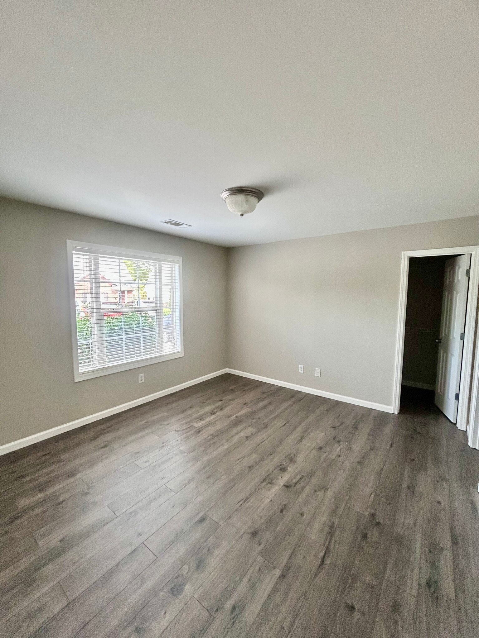 Bedroom 1 - 1135 Nashboro Blvd