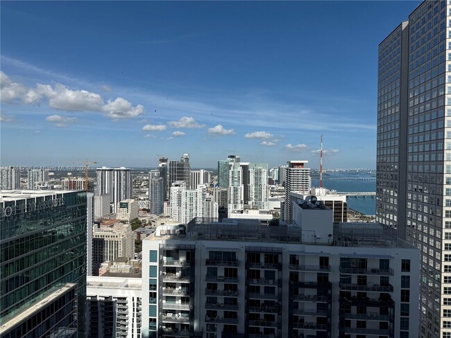 Building Photo - 300 Biscayne Blvd Way