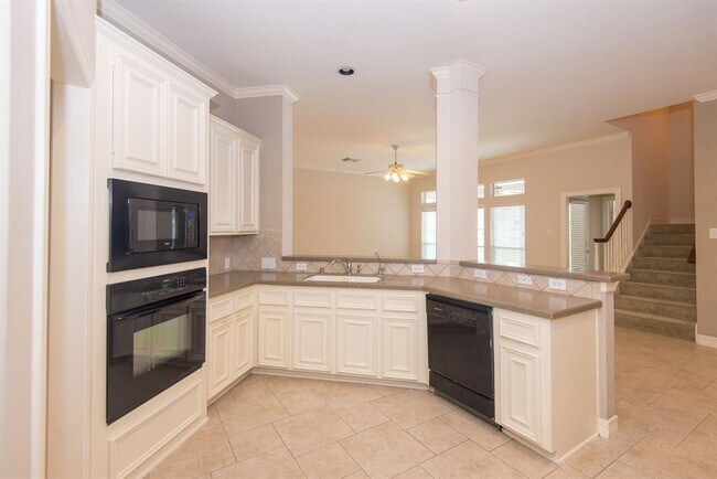 Building Photo - 2313 Echo Harbor Dr