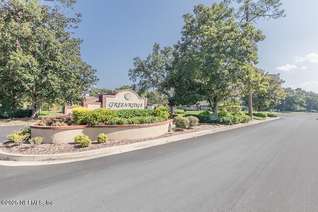 Building Photo - 1737 Heatherwood Dr