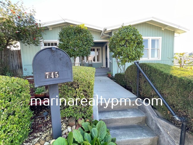 Primary Photo - Welcome to this stunning 3 Bedroom 2 Bath ...
