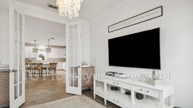 Building Photo - 456 Stone Ridge Dr