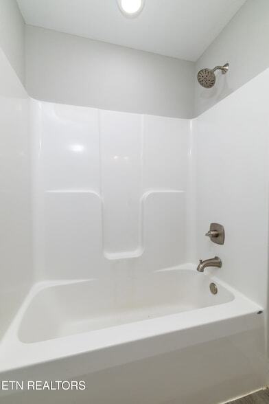 Building Photo - 159 Wade Ln