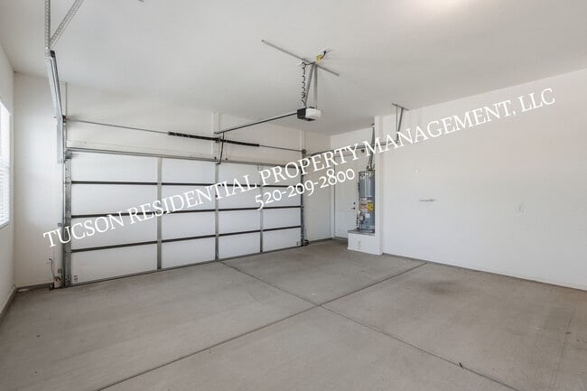 Building Photo - 12859 E Ursa Major Wy