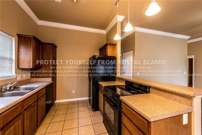 Building Photo - 6871 Cutter Ct