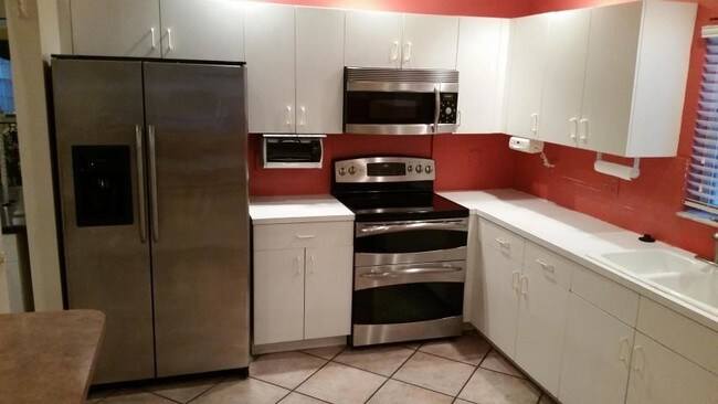 Building Photo - 3974 Dafilee Cir