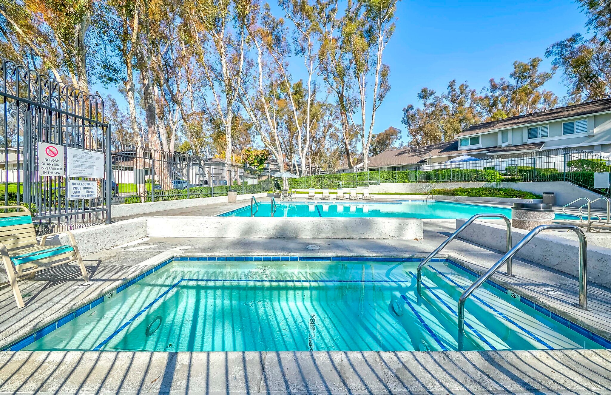 Building Photo - 2423 Coventry Cir