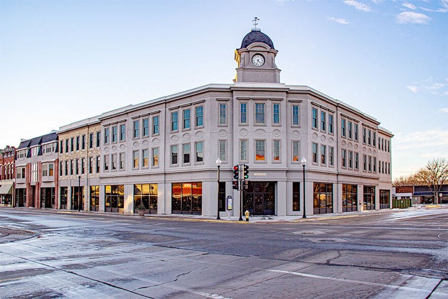 Primary Photo - UNION HOUSE APARTMENTS