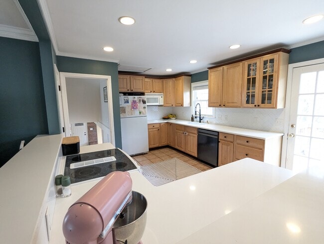 Building Photo - 110 Melbourne Ln