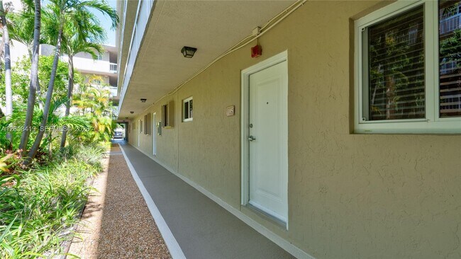 Building Photo - 7910 Camino Real