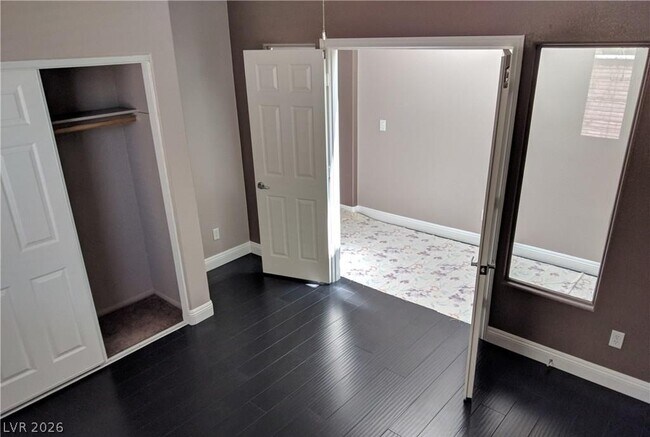 Building Photo - 7555 Engleberg Ave