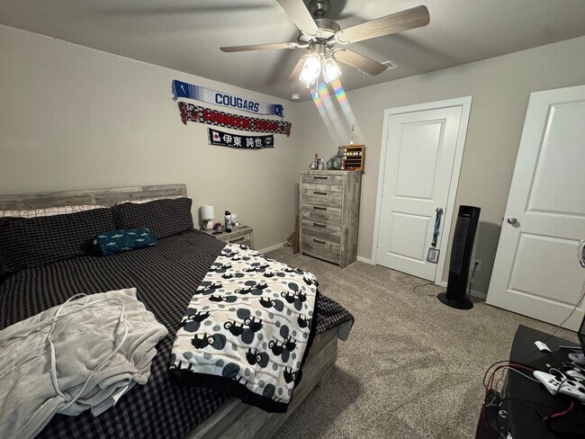 Building Photo - 3/2 in Upland Crossing Available January 2026!