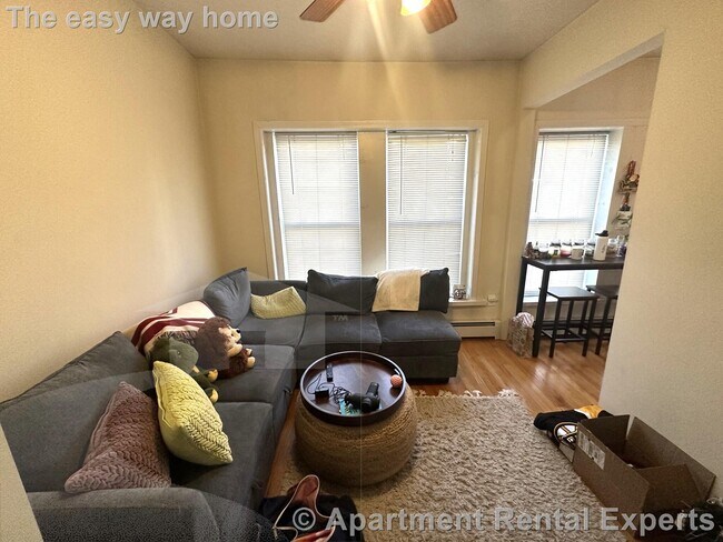 Building Photo - 1054 Cambridge St