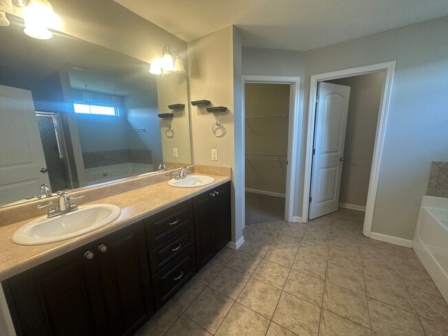 Building Photo - Great 3BR, 2.5BA home in Martinez!