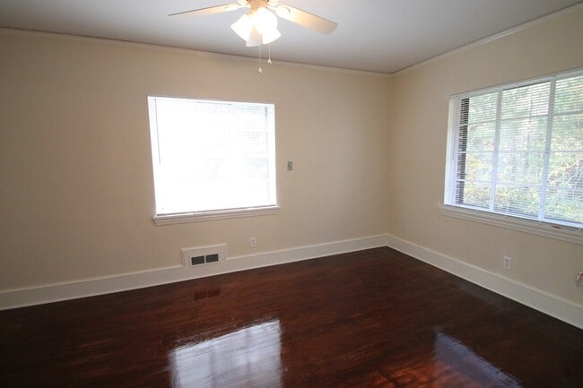 Building Photo - Exclusively Offered by Muse Realty, LLC