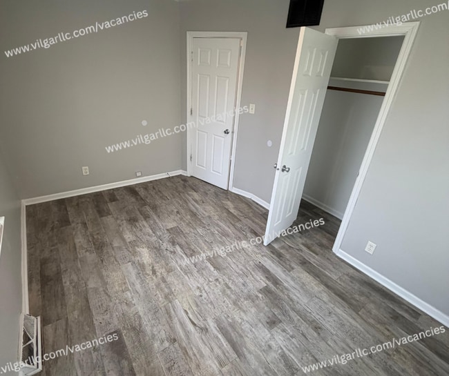 Building Photo - 2 Spacious Bedrooms • 1 Modern Bathroom + Rec Room home in Hammond, IN (Hessville Area)