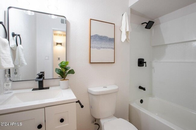 Building Photo - 2130 W Camino St