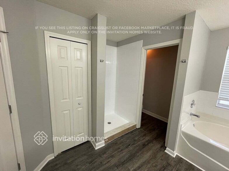 Building Photo - 1602 Ladywell Ct