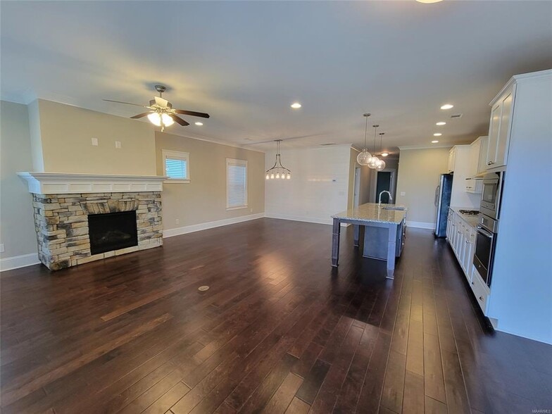 Building Photo - 71 Honey Crisp Ln