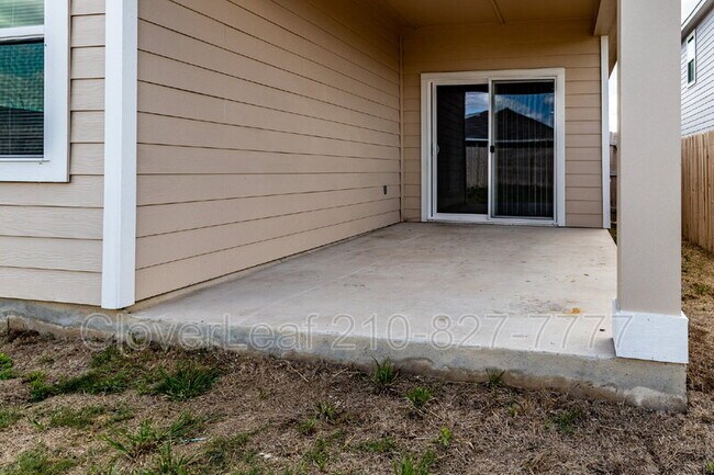 Building Photo - 7415 Corral Smt