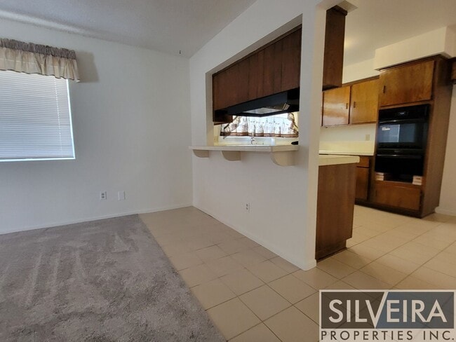 Building Photo - Charming 3 bed 2 bath home in Santa Maria