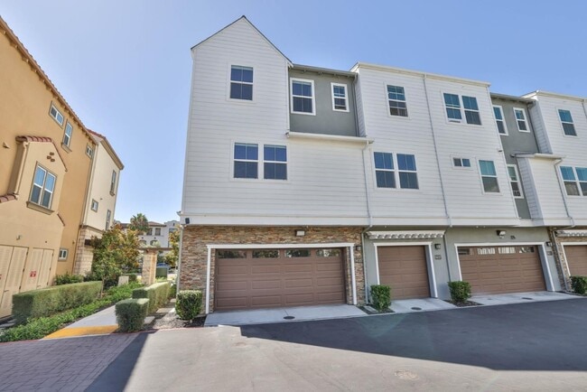 Building Photo - 1435 El Camino Real